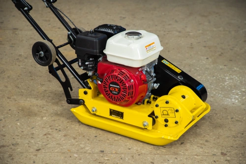 Виброплита 80 кг, 16кН (Honda) без бака колесный комплект TOR C-90L по ценам производителя в Воронеже с доставкой по всей России