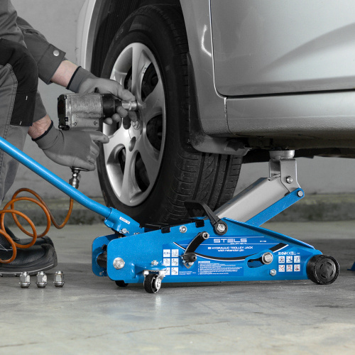 Домкрат гидравлический подкатной с фиксатором, 2.5 т, Safety Pin, 140-385 мм, в кейсе Stels по ценам производителя в Воронеже с доставкой по всей России