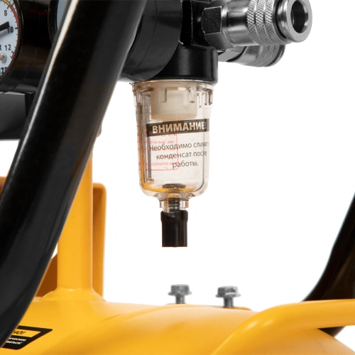 Компрессор безмасляный, малошумный  DLS 2250/100, 2250 Вт, 3x750, 100 л, 410 л/мин блок управления/ Denzel по ценам производителя в Воронеже с доставкой по всей России