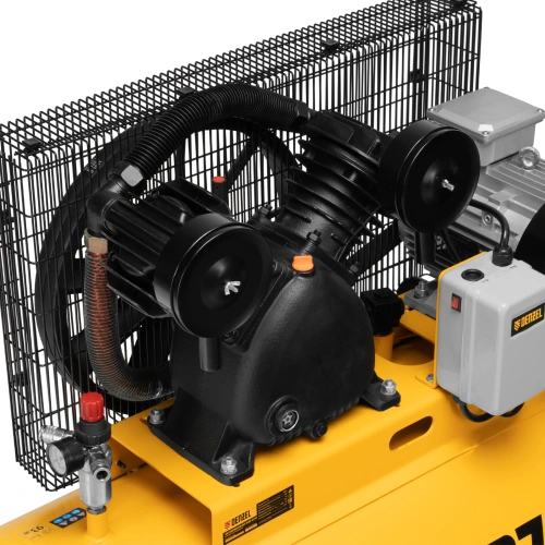 Компрессор воздушный рем. привод BCV 5500-T/270, 5,5 кВт, 270 литров, 850 л/мин Denzel по ценам производителя в Воронеже с доставкой по всей России