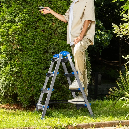 Стремянка двухсторонняя 4 ступени, сталь профиль, стальные ступени, Сибртех по ценам производителя в Воронеже с доставкой по всей России