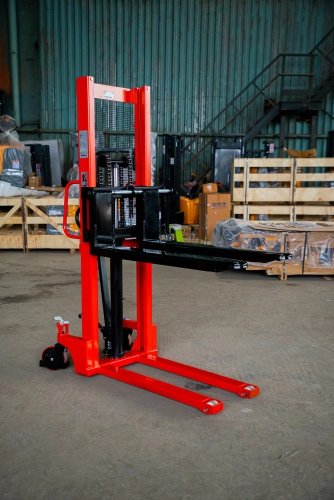 Штабелер гидравлический 2,0 т 1,6 м TOR CTY-E с раздвижными вилами по ценам производителя в Воронеже с доставкой по всей России