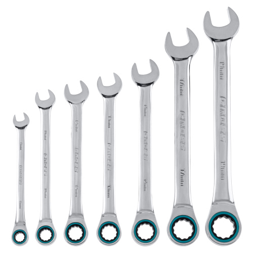 Набор ключей комбинированных с трещоткой, 8-19 мм, 7 шт, CrV Gross по ценам производителя в Воронеже с доставкой по всей России