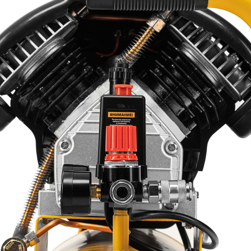 Компрессор воздушный прям. привод DCV1800/50, 1,8 кВт, 50 литров, 320 л/мин Denzel по ценам производителя в Воронеже с доставкой по всей России