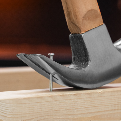 Молоток-гвоздодер, 450 г, боек 27 мм, деревянная рукоятка Sparta по ценам производителя в Воронеже с доставкой по всей России