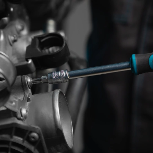 Набор инструментов, 1/2", 3/8", 1/4", CrV, 120 зубьев, 216 предметов Gross по ценам производителя в Воронеже с доставкой по всей России