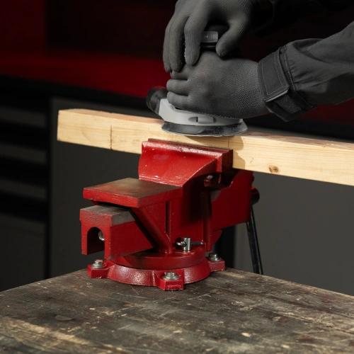 Тиски слесарные, 150 мм, поворотные, с наковальней Matrix по ценам производителя в Воронеже с доставкой по всей России