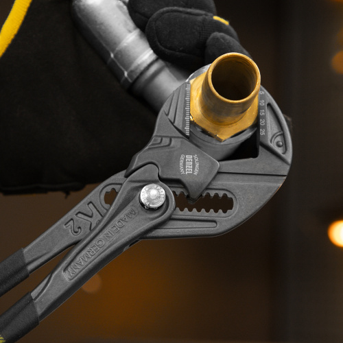 Клещи переставные, кнопочный механизм, обливные рукоятки, сантехнические, 250 мм Denzel по ценам производителя в Воронеже с доставкой по всей России