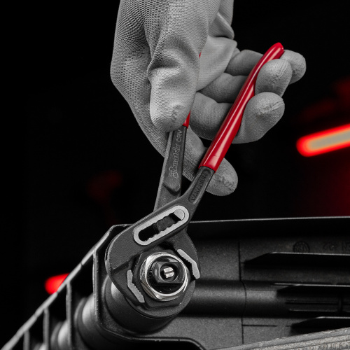 Клещи переставные 180 мм, хром-ванадий, обливные рукоятки Matrix купить в Москве с доставкой по всей России | ProtosMarket.ru