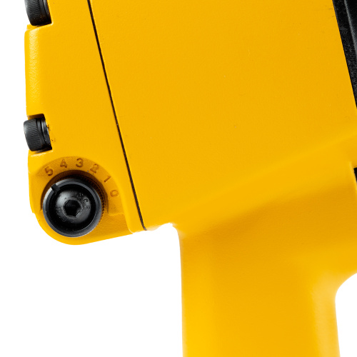 Ударный пневмогайковерт IW860+набор головок, 1/2", 7000 об/мин, 868 Нм Denzel по ценам производителя в Воронеже с доставкой по всей России