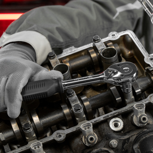 Ключ-трещотка 3/8", CrV, 45 зубьев, с быстрым сбросом, хром Matrix по ценам производителя в Воронеже с доставкой по всей России