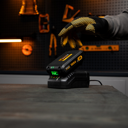 Устройство зарядное для аккумуляторов IBC-18-2.3, Li-Ion, 18 В, 2.3 А Denzel по ценам производителя в Воронеже с доставкой по всей России