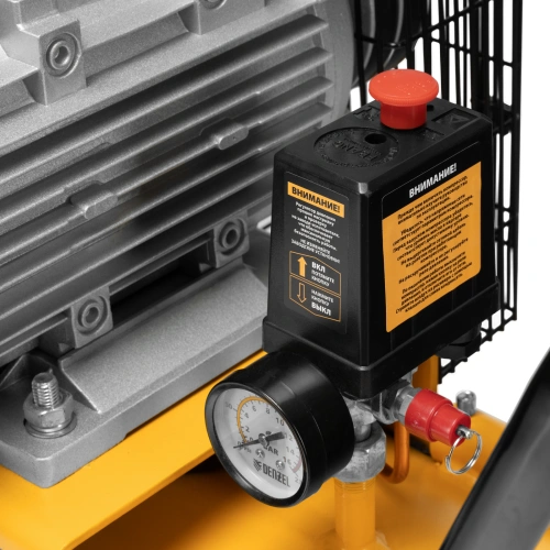 Компрессор воздушный рем. привод BCV 4000-T/100, 4,0 кВт, 100 литров, 690 л/мин Denzel по ценам производителя в Воронеже с доставкой по всей России