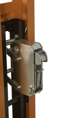 Тележка для бочек TOR DTF450B, 450 кг по ценам производителя в Воронеже с доставкой по всей России