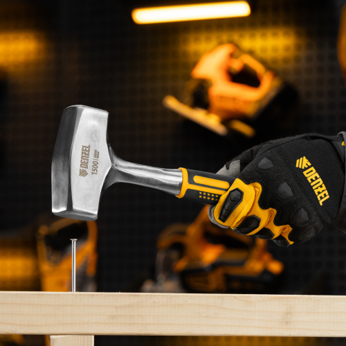 Кувалда 1,5 кг, цельнометаллическая, двухкомпонентная рукоятка Denzel по ценам производителя в Воронеже с доставкой по всей России