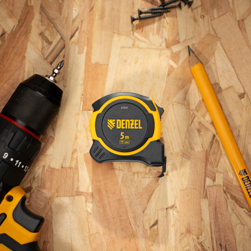 Рулетка 5м х 19мм, двухкомп. корпус, магнитный обрезиненный зацеп Denzel по ценам производителя в Воронеже с доставкой по всей России