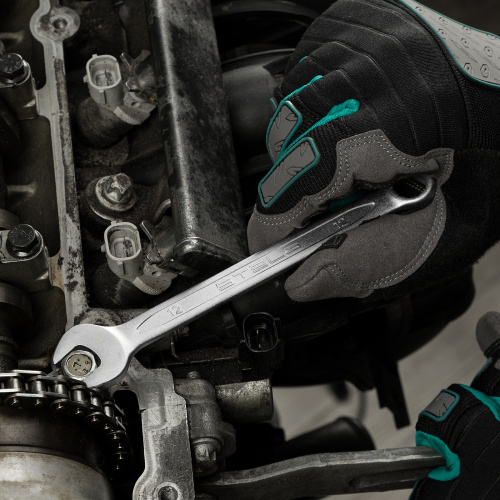 Набор инструментов, 1/2", 1/4", CrV, пластиковый кейс 82 предмета Stels по ценам производителя в Воронеже с доставкой по всей России