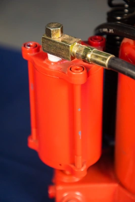 Домкрат пневмогидравлический TOR 35 т 250-400MM LT-D1035 по ценам производителя в Воронеже с доставкой по всей России