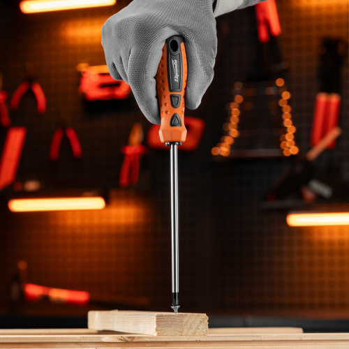 Отвертка "Point", PH2 х 150 мм, CS, двухкомпонентная рукоятка Sparta по ценам производителя в Воронеже с доставкой по всей России