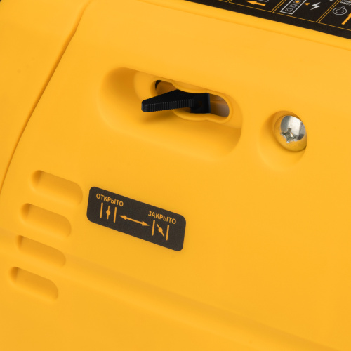 Генератор инверторный GT-2200iS, 2.2 кВт, 230 В, бак 4 л, закрытый корпус, ручной старт Denzel по ценам производителя в Воронеже с доставкой по всей России