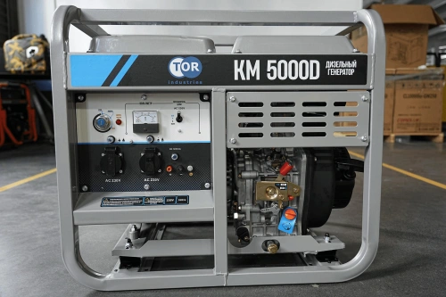 Генератор дизельный 5,0 кВт 220В с электростартером и колесами TOR KM5000D по ценам производителя в Воронеже с доставкой по всей России
