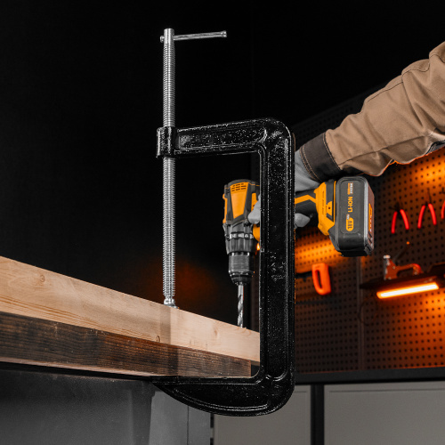 Струбцина G-образная, 300 мм Sparta по ценам производителя в Воронеже с доставкой по всей России