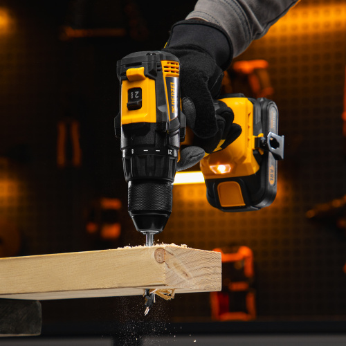 Дрель-шуруповерт аккумуляторная, бесщет. BLDL-IB-18-0, Li-Ion, 18 В Denzel по ценам производителя в Воронеже с доставкой по всей России