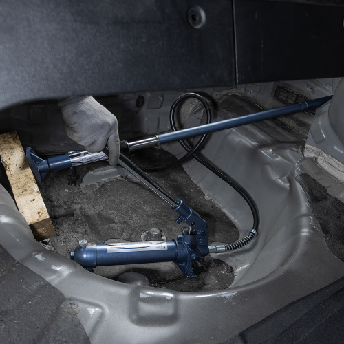 Растяжка гидравлическая, 4 т, набор из 17 предметов, 7 сменных насадок, в пластиковом кейсе Stels по ценам производителя в Воронеже с доставкой по всей России