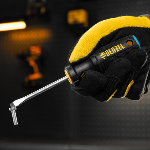 Отвертка, SL5x75 мм, S2, 3к рукоятка Denzel по ценам производителя в Воронеже с доставкой по всей России