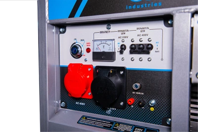 Генератор дизельный 5,0 кВт 380В/1,6 кВт 220В 15 л с электростартером TOR KM5000D по ценам производителя в Воронеже с доставкой по всей России