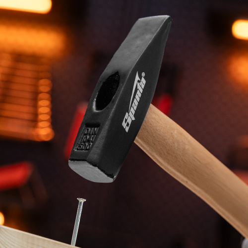 Молоток слесарный, 500 г, квадратный боек, деревянная рукоятка Sparta по ценам производителя в Воронеже с доставкой по всей России