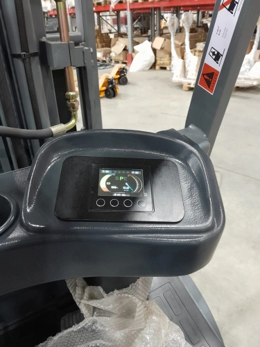 Погрузчик электрический четырехопорный TOR 2,0 т 4,5 м FB20R сайдшифт, своб. ход мачты купить в Москве с доставкой по всей России | ProtosMarket.ru