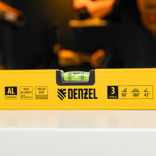 Уровень алюминиевый, магнит, фрезерованный, 3 глазка (1 зеркал.) 0,5 мм/м, 1200 мм Denzel по ценам производителя в Воронеже с доставкой по всей России