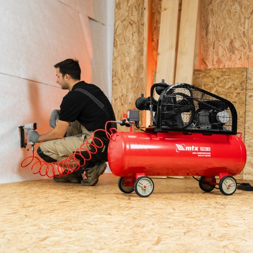 Компрессор воздушный ременный привод КР3000/100  3,0 кВт, 100 литров, 510 л/мин МТХ по ценам производителя в Воронеже с доставкой по всей России