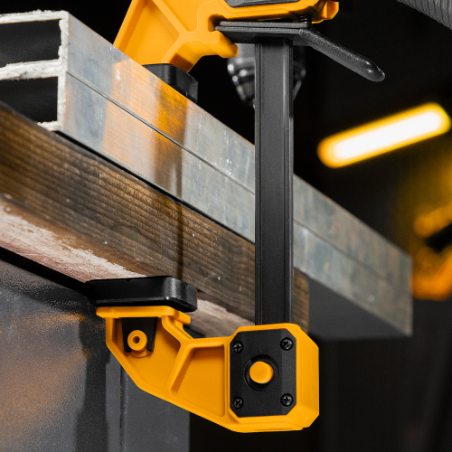 Струбцина F-образная, быстрозажимная, 150 х 80 мм, усиленный нейлоновый корпус Denzel по ценам производителя в Воронеже с доставкой по всей России