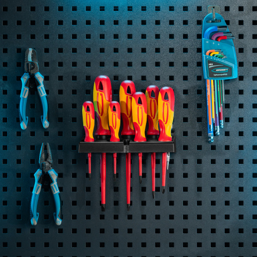 Набор отверток диэлектрических до 1000 В, 8 шт, тестер, CrMo, двухкомпонентные рукоятки Gross по ценам производителя в Воронеже с доставкой по всей России