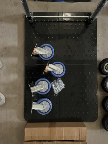 Тележка платформенная 650 кг TOR PH650 (890x590) со складной ручкой (пластиковые колеса 125 мм) по ценам производителя в Воронеже с доставкой по всей России