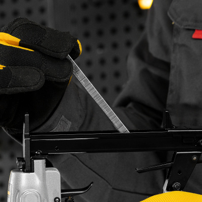 Скобы 21GA для пнев. степл., 8мм, шир. - 0,95мм, тол. - 0,6мм, шир. скобы - 12,8мм, 5000шт Denzel по ценам производителя в Воронеже с доставкой по всей России