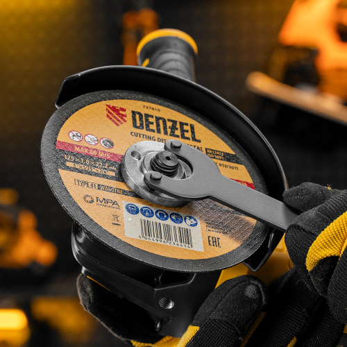 Машина шлифовальная угловая AG125-1500, 1500 Вт, 125 мм, 3000-11000 об/мин Denzel по ценам производителя в Воронеже с доставкой по всей России