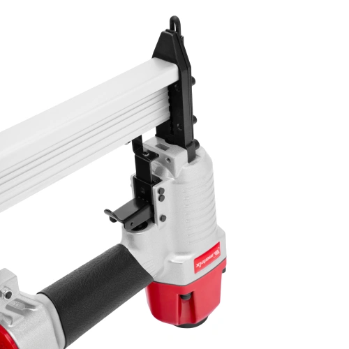 Нейлер-степлер пневматический 2 в 1, с регулировкой глубины забивания, гвозди 18GA, скобы 18GA Matrix по ценам производителя в Воронеже с доставкой по всей России