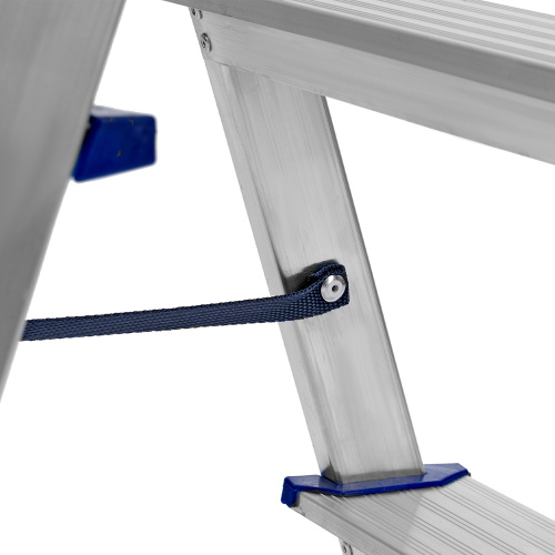 Стремянка двусторонняя 3 ступени, алюминиевая, Сибртех по ценам производителя в Воронеже с доставкой по всей России