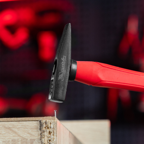 Молоток слесарный optimal, 100 г, фибергласовая обрезиненная рукоятка, квадратный боек Matrix по ценам производителя в Воронеже с доставкой по всей России