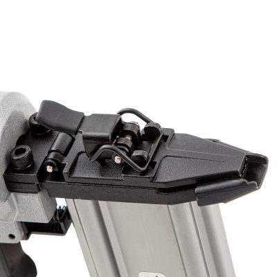 Нейлер пневматический для гвоздей от 10 до 50 мм Matrix по ценам производителя в Воронеже с доставкой по всей России