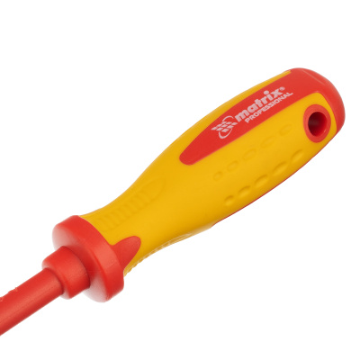Отвертка Insulated, SL5.5 x 125 мм, CrMo, до 1000 В, двухкомпонентная рукоятка Matrix Professional по ценам производителя в Воронеже с доставкой по всей России