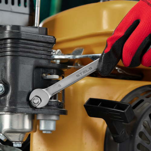 Ключ комбинированный, 9 мм, CrV, матовый хром Stels по ценам производителя в Воронеже с доставкой по всей России