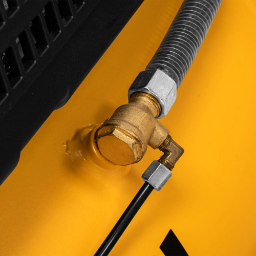 Компрессор воздушный рем. привод BCI 2200/100, 2,2 кВт, 100 литров, 420 л/мин Denzel по ценам производителя в Воронеже с доставкой по всей России