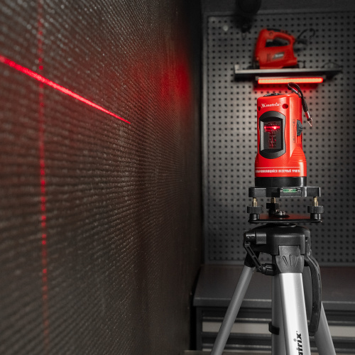 Лазерный уровень самовыравнивающийся, 150 мм, штатив 1150 мм, набор в пластиковом кейсе Matrix по ценам производителя в Воронеже с доставкой по всей России