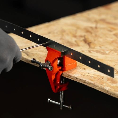 Тиски, 40 мм, крепление для стола Sparta по ценам производителя в Воронеже с доставкой по всей России