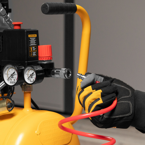 Компрессор DLS950/24 безмаслянный малошумный 950 Вт, 165 л/мин, ресивер 24 л Denzel по ценам производителя в Воронеже с доставкой по всей России