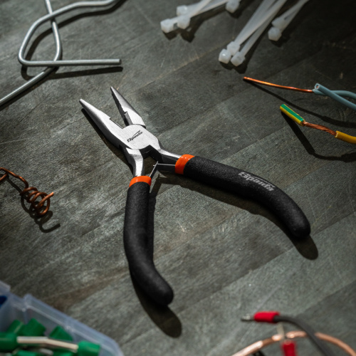 Длинногубцы прямые Mini, 130 мм, никелированные, авторазжим Sparta по ценам производителя в Воронеже с доставкой по всей России